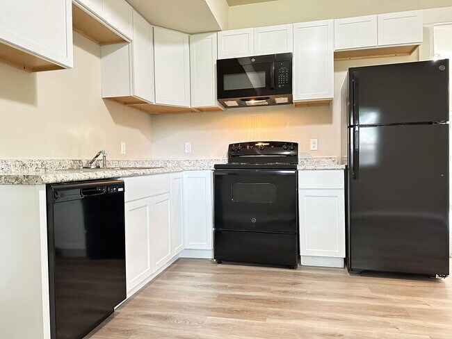Foto del edificio - 4 Bedroom Remodeled Home in Chariton