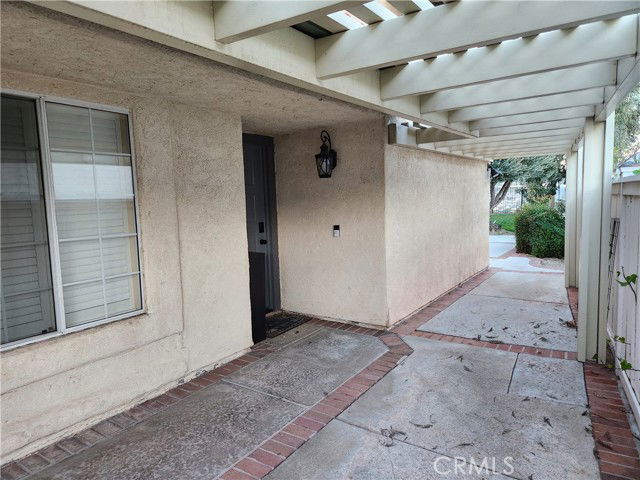 Foto del edificio - 28030 Wildwind Rd