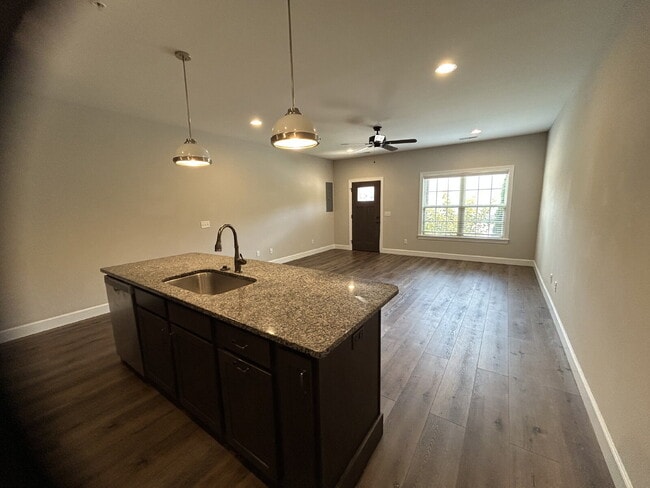 Building Photo - 2BD 2BA ONE LEVEL CONDO FOR RENT AT CYPRES...