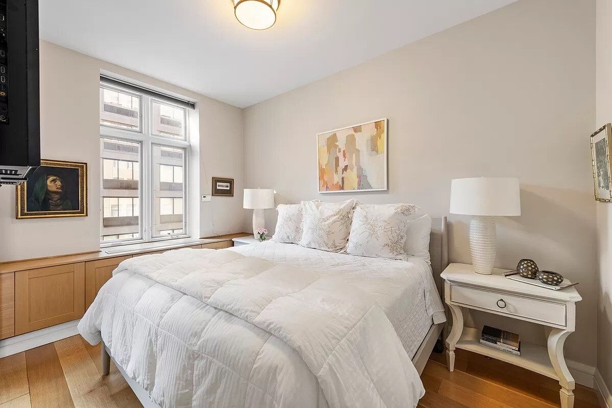 Foto del edificio - 159 W 24th St