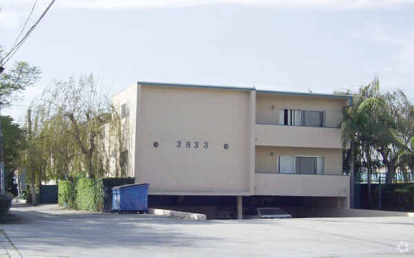 Primary Photo - 3833 Marcasel Ave
