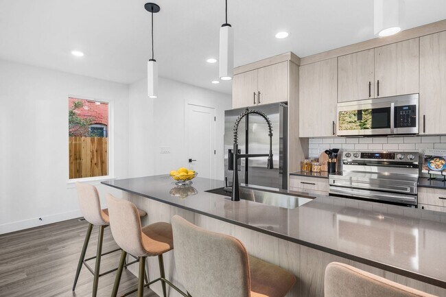 Foto del edificio - 1570-1574 Gilpin St