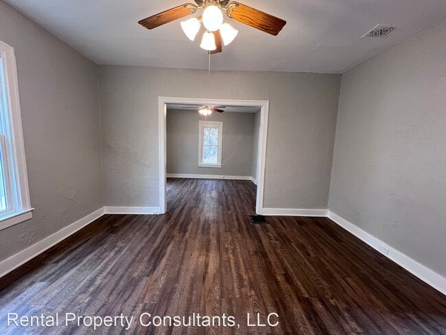 Building Photo - 3 br, 1 bath House - 1027 Sherman St SE