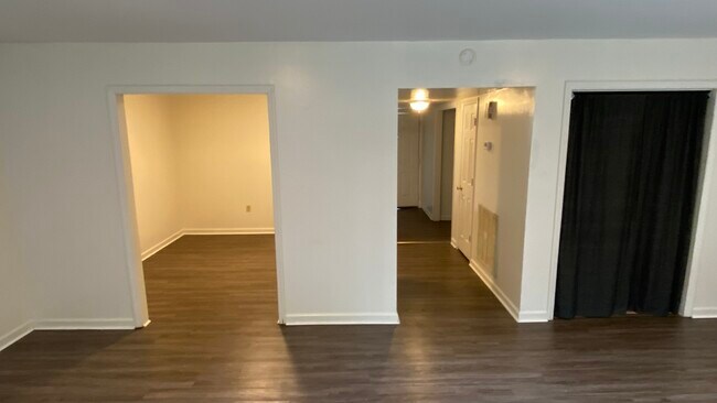 Foto del edificio - 703 Montgomery St