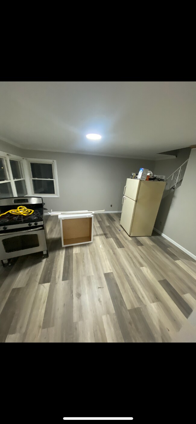 Building Photo - 113 Rutledge Ave