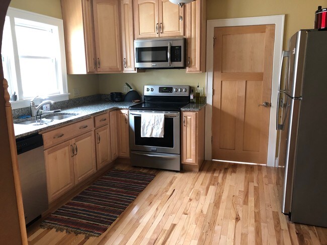 Foto del edificio - 6213 N Willow Glen Ln
