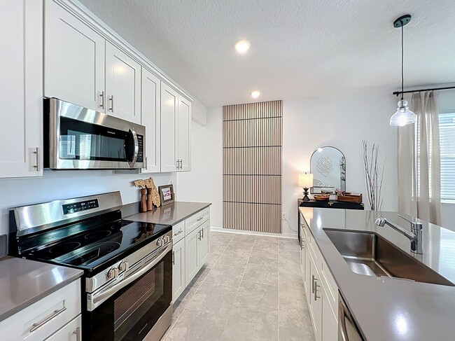 Foto del edificio - Like-New, Move-In Ready Gem in Kelly Park Area of Apopka