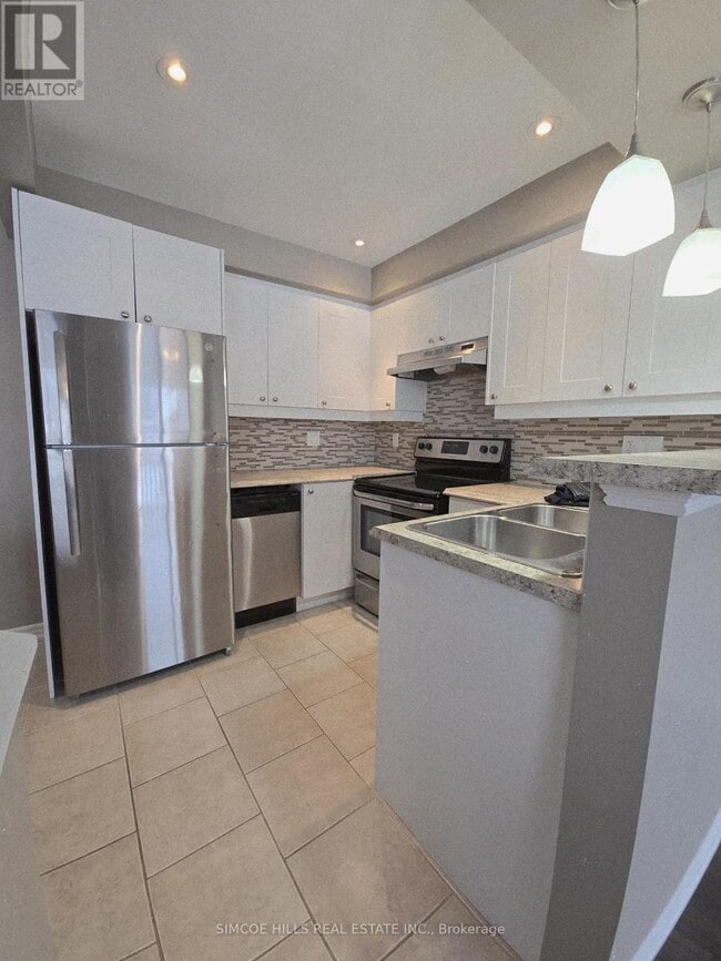 Building Photo - 12 Lankin Blvd