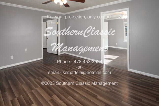 Building Photo - 971 N Wayne St