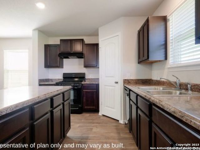Building Photo - 13760 Red Rock Run