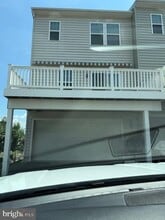 Building Photo - 611 Washington Sq