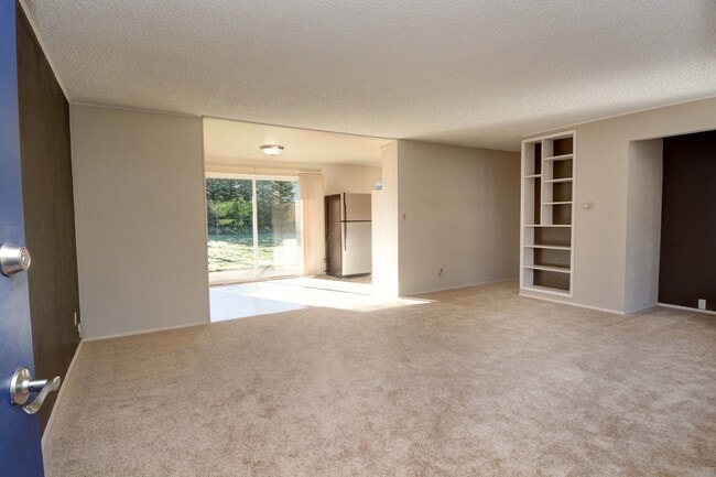 Building Photo - Mountlake Terrace Rambler