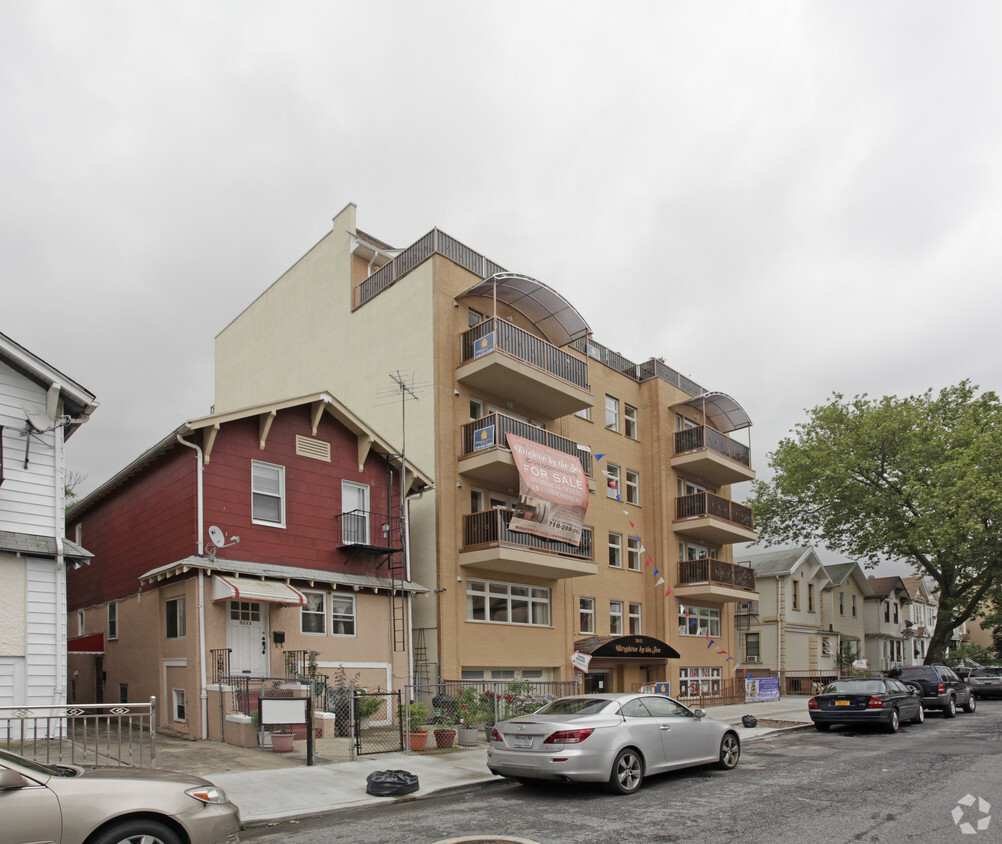 Brighton by the Sea Condominium Apartments in Brooklyn, NY