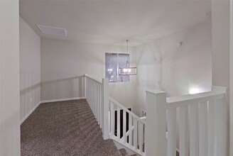 Building Photo - 20206 Lake Sherwood Dr