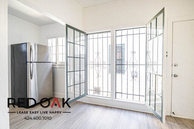 Building Photo - Marvelous Bright and Sunny Completely Remo...