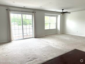 Building Photo - 458 Magnolia Ct
