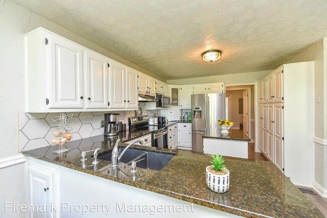 Building Photo - 3 br, 3 bath House - 279 Saint Blaise Rd