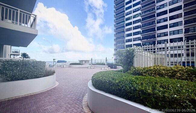 Foto del edificio - 3850 Galt Ocean Dr