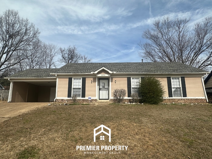 Quiet Cove Living in 38115 | 3BR/2BA with Brick Fireplace & Fenced Yard - Quiet Cove Living in 38115 | 3BR/2BA with Brick Fireplace & Fenced Yard