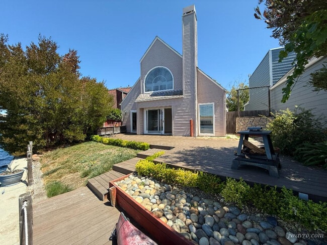 Foto del edificio - 606 Bridgeport Ln