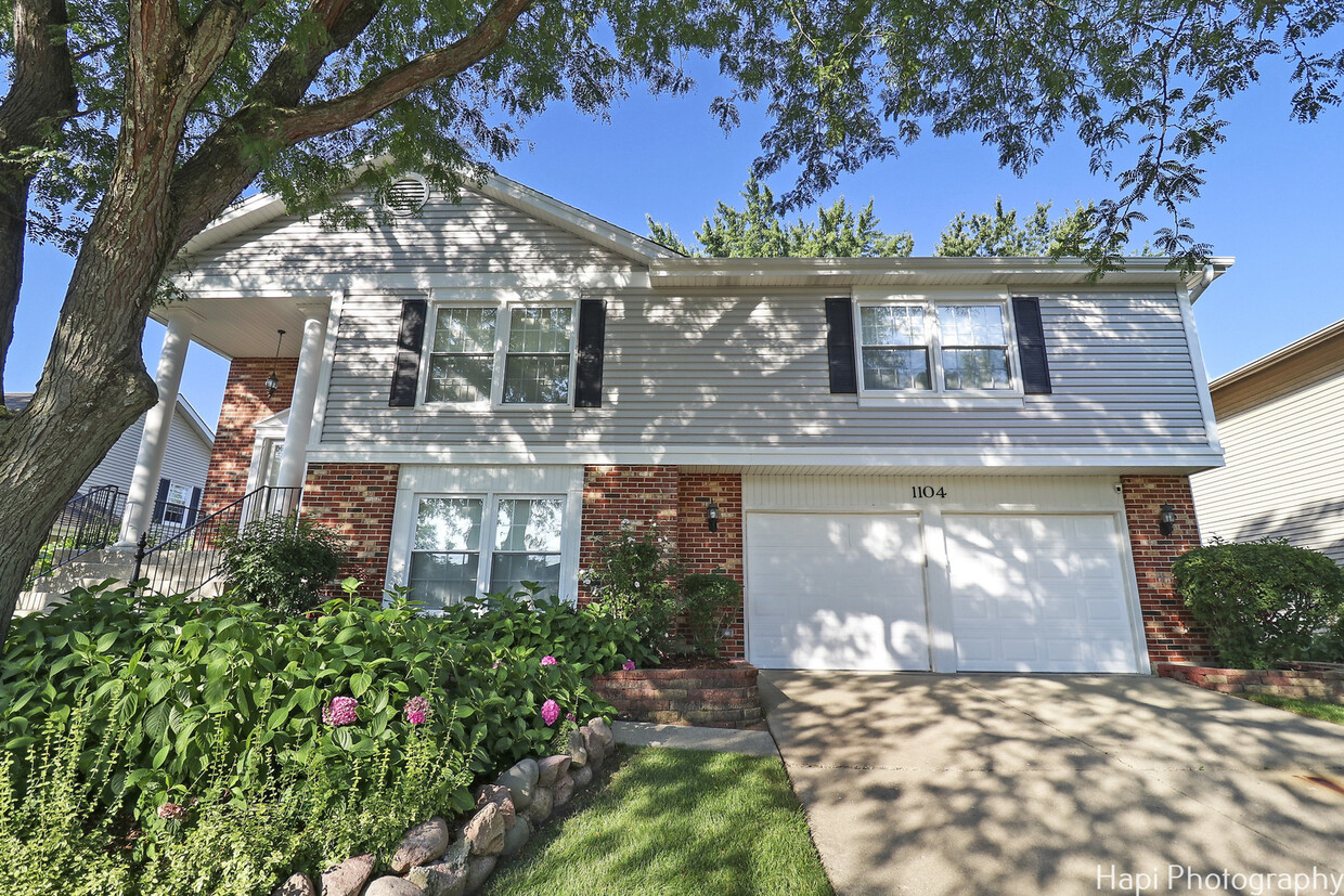 Primary Photo - 1104 Marlowe Pl