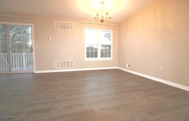 Building Photo - 249 Potomac Dr