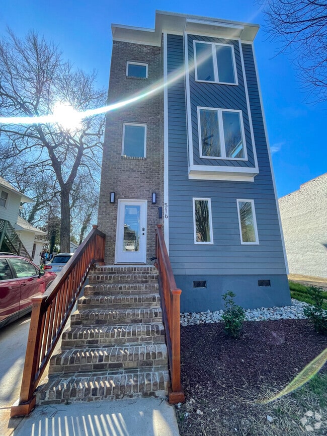 Building Photo - 516 New Bern Ave