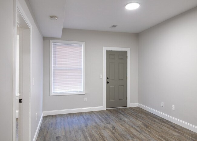 Foto del edificio - 626 E 6th St