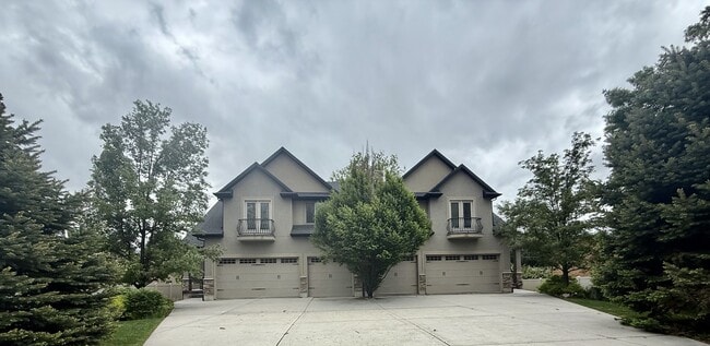 Building Photo - 2028 E 4500 S