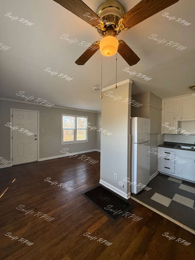 Building Photo - 1147 Oakland Ave