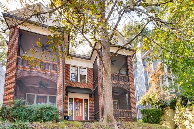 Building Photo - 1625 McLendon Ave NE