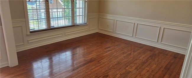 Building Photo - 3603 Stoneham Dr NW