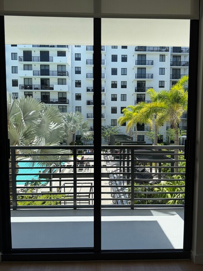 Building Photo - 11300 Biscayne Blvd