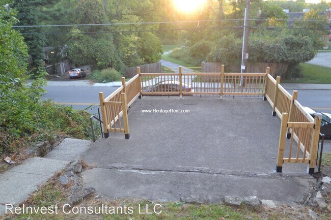 Building Photo - 3 br, 1 bath House - 5921 Argus Rd