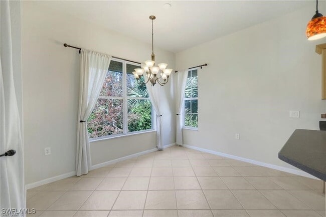 Foto del edificio - 26413 Lucky Stone Rd