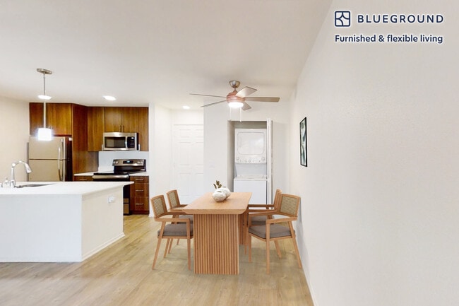 Foto del edificio - 333 1st St