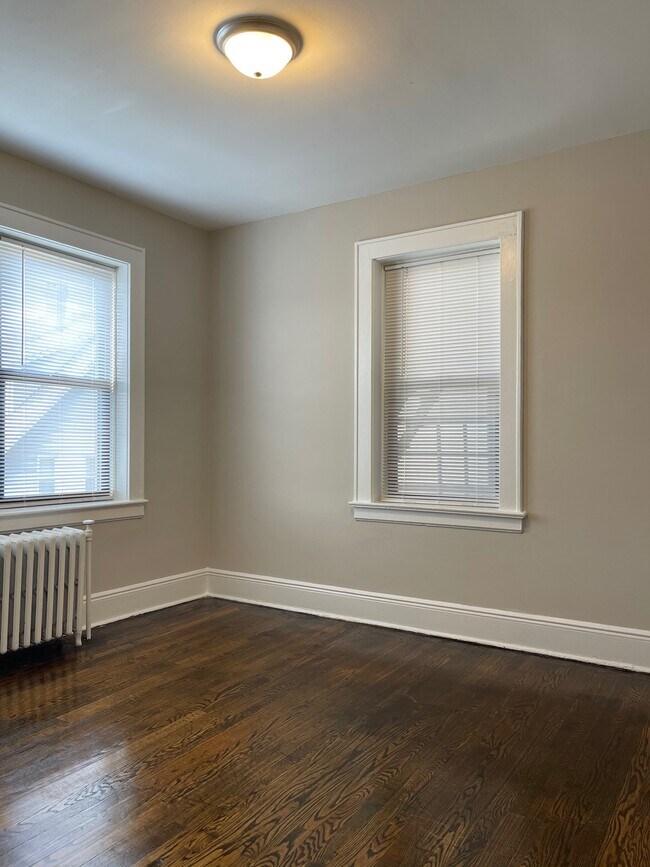 Foto del edificio - 300-308 Valley Brook Ave