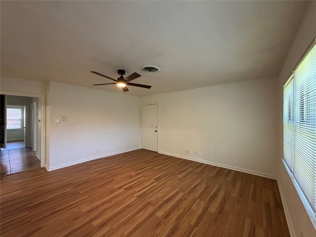 Foto del edificio - 2800 W Fuller Ave