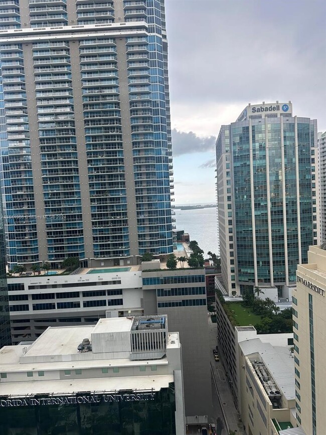 Foto del edificio - 1060 Brickell Ave