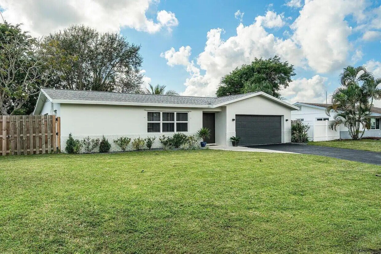 1184 SW 28th Ave, Boynton Beach, FL 33426 House Rental in Boynton Beach, FL