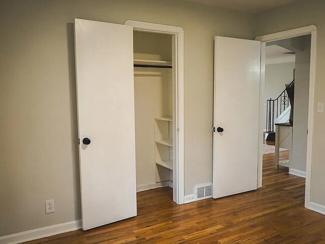 Building Photo - Spacious 4-Bedroom Home in Prime Parma Heights Location.
