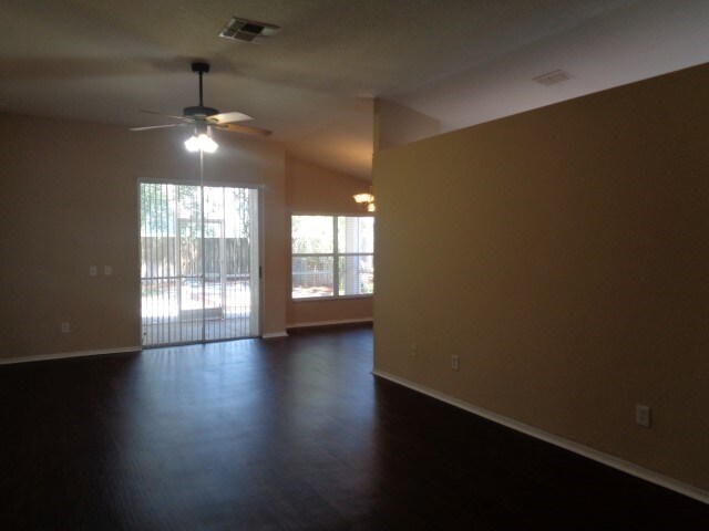 Building Photo - 6809 Silver Branch Court