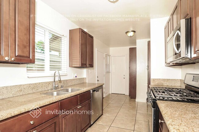 Foto del edificio - 16308 Stare St