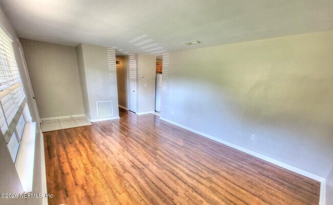 Foto del edificio - 10881 Key Coral Dr