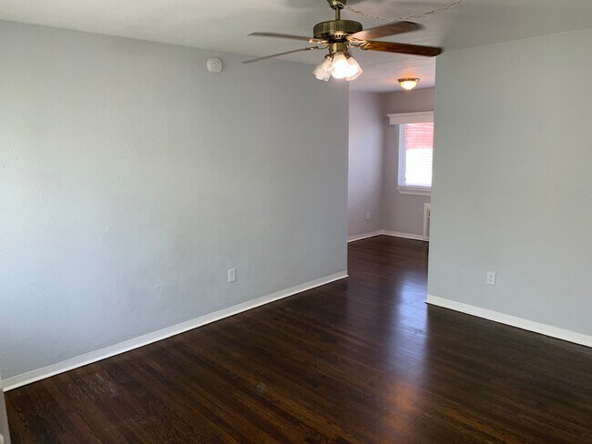 Foto del edificio - 1 Bed/1 Bath - Unit 605