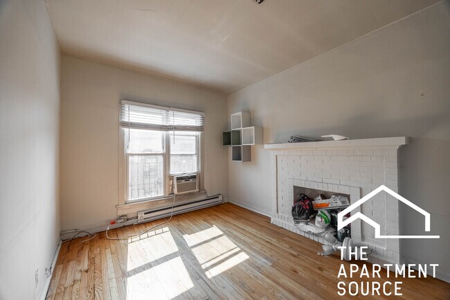 Foto del edificio - 732 W Roscoe St