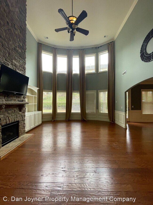 Building Photo - 4 br, 3 bath House - 9 Grove Valley Way