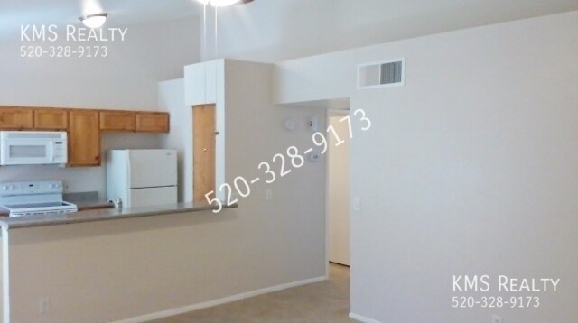 Foto del edificio - 5654 S Wood Crest Dr