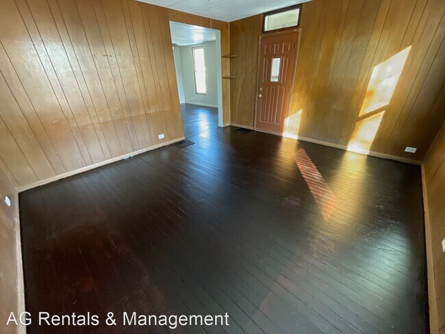 Building Photo - 5 br, 2 bath House - 1108 Stophlet St