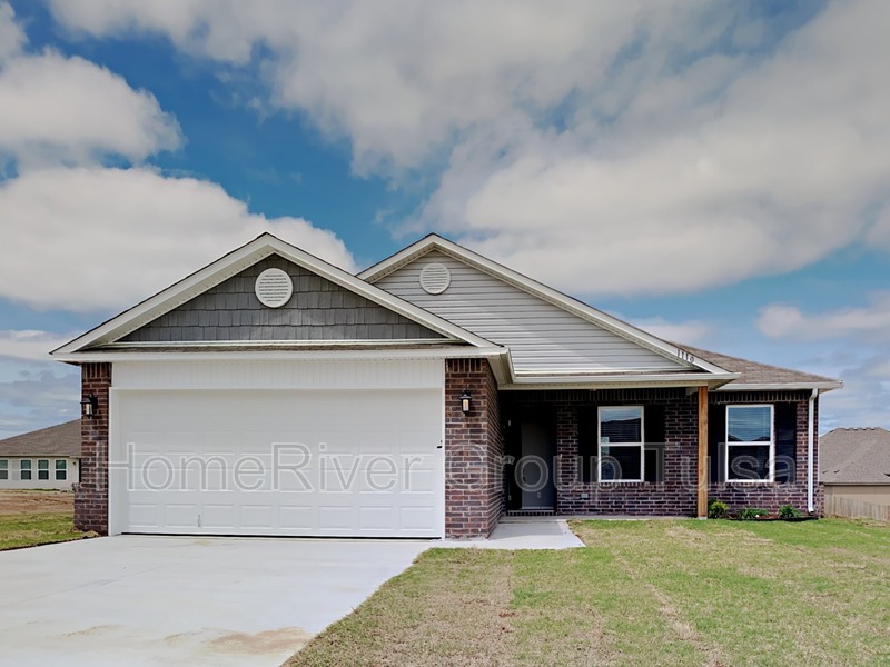 Primary Photo - 1110 Raven Dr